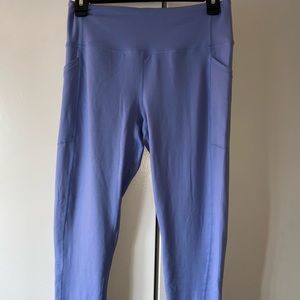 BCBG cropped leggings. Size medium. Never worn